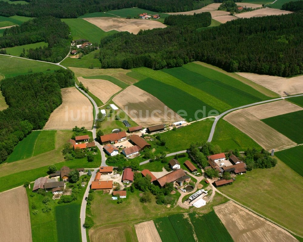 Reith von oben - Dorfkern am Feldrand in Reith im Bundesland Bayern, Deutschland