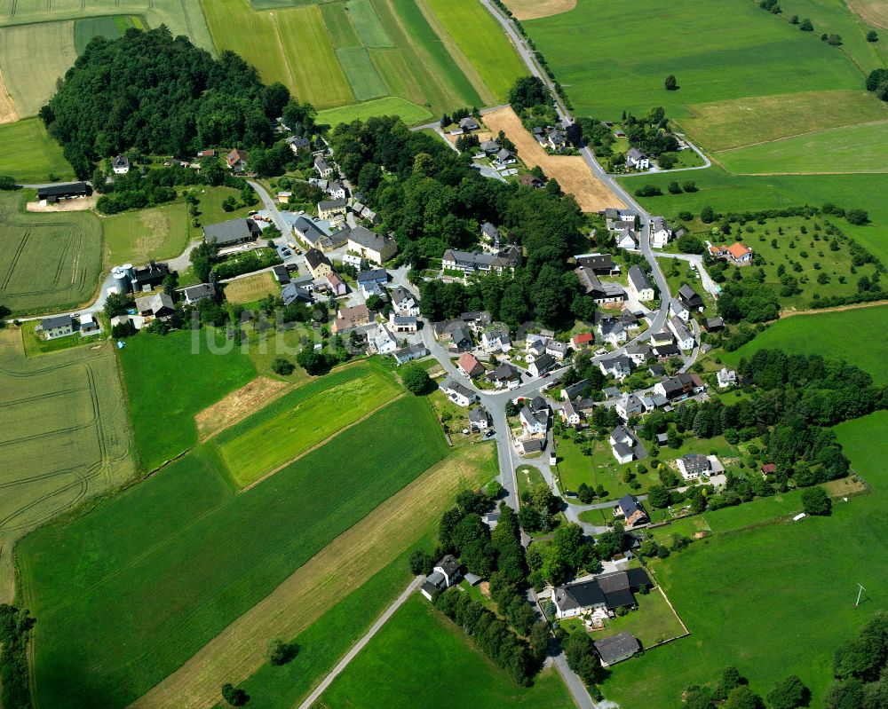 Luftbild Reitzenstein - Dorfkern am Feldrand in Reitzenstein im Bundesland Bayern, Deutschland