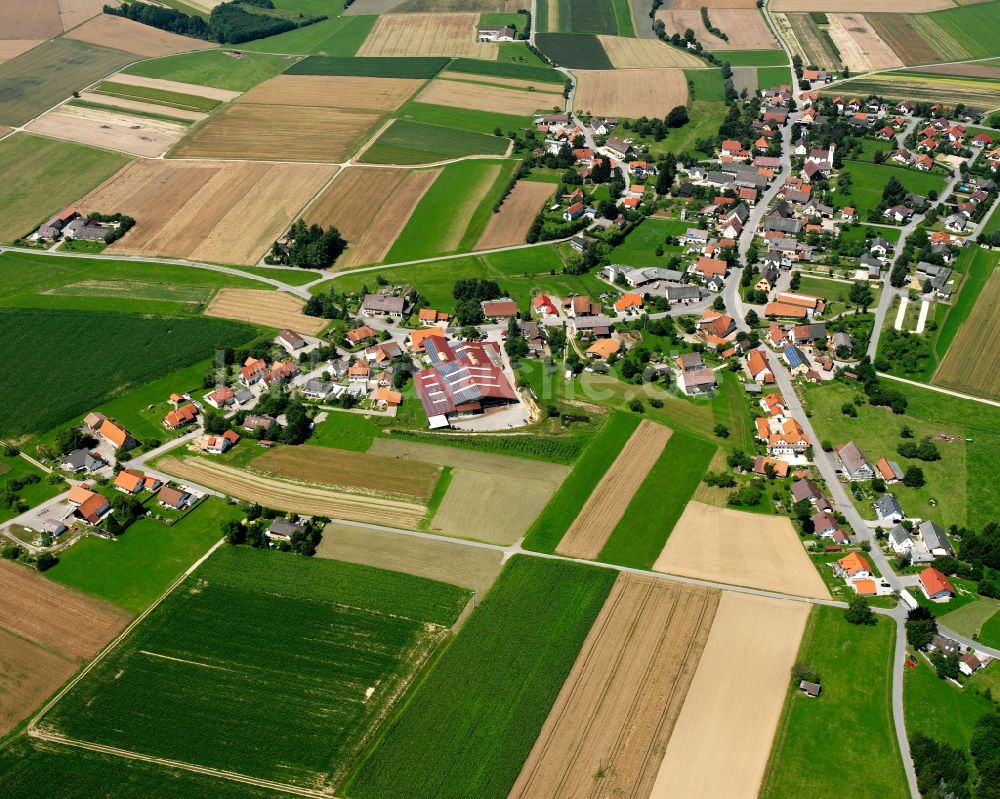 Luftbild Rengetsweiler - Dorfkern am Feldrand in Rengetsweiler im Bundesland Baden-Württemberg, Deutschland