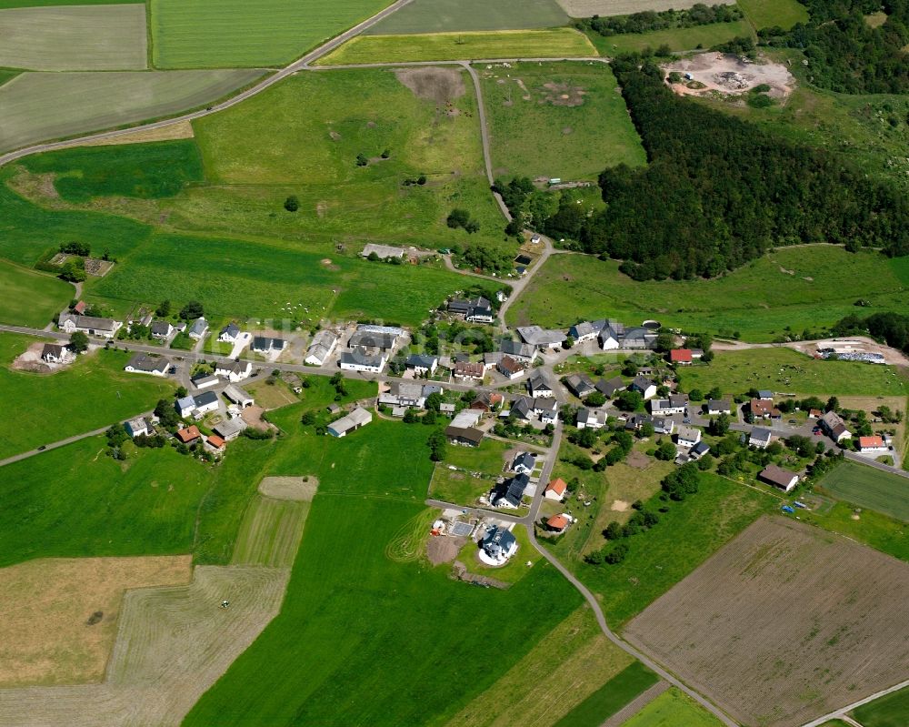 Luftaufnahme Rimsberg - Dorfkern am Feldrand in Rimsberg im Bundesland Rheinland-Pfalz, Deutschland