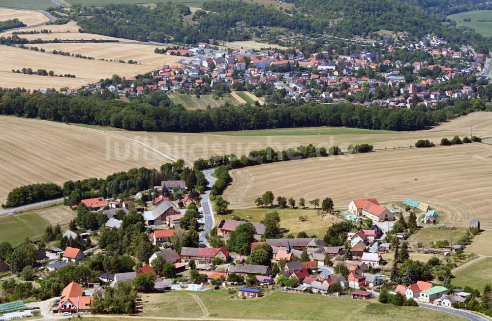 Rodameuchel aus der Vogelperspektive: Dorfkern am Feldrand in Rodameuchel im Bundesland Thüringen, Deutschland