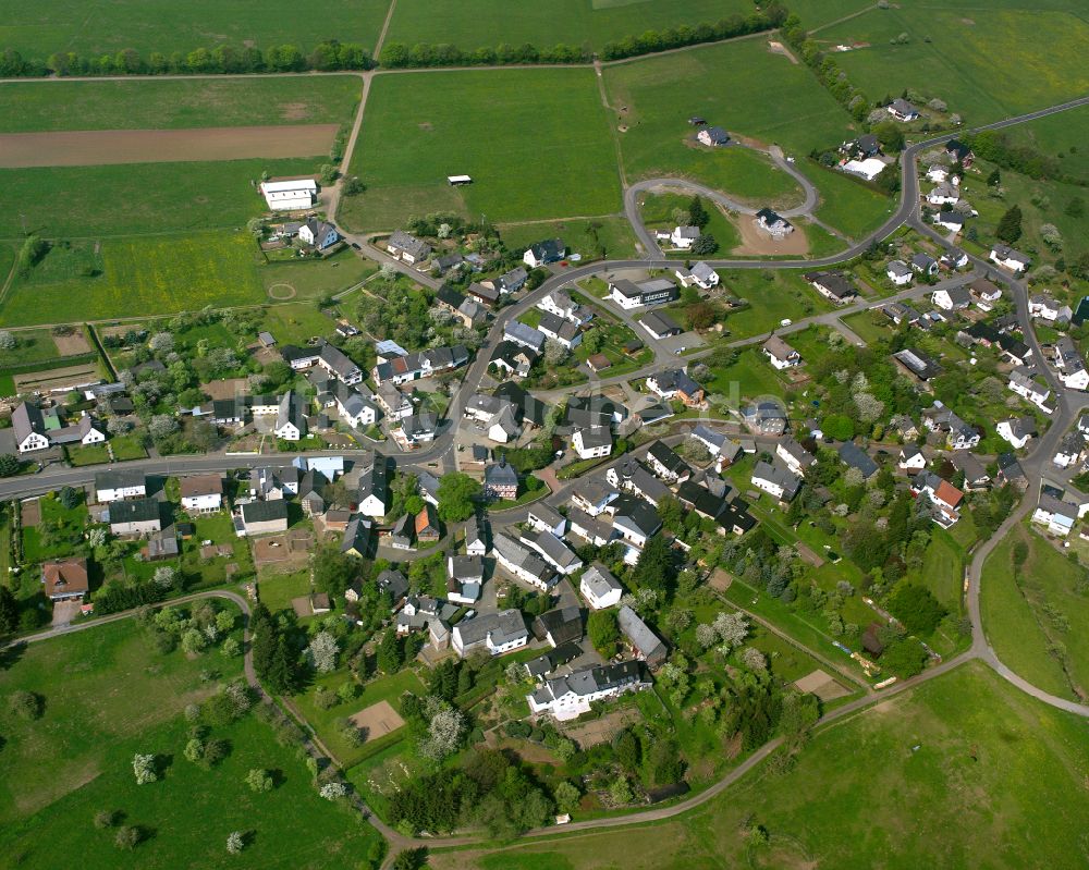 Luftbild Rodenroth - Dorfkern am Feldrand in Rodenroth im Bundesland Hessen, Deutschland