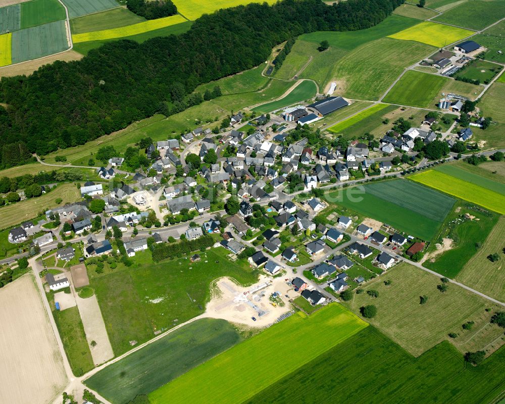 Luftbild Roth - Dorfkern am Feldrand in Roth im Bundesland Rheinland-Pfalz, Deutschland