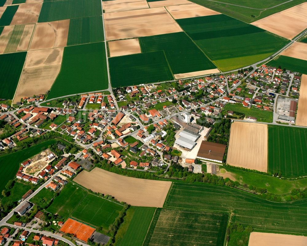 Luftbild Salching - Dorfkern am Feldrand in Salching im Bundesland Bayern, Deutschland