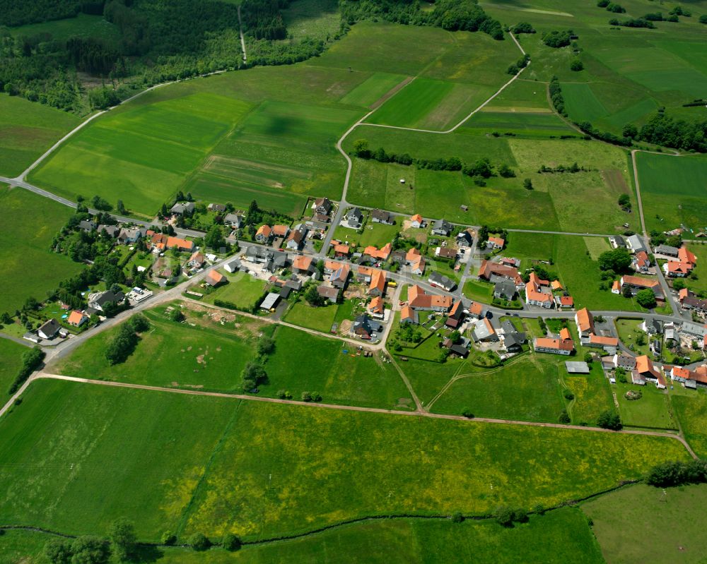 Luftbild Salz - Dorfkern am Feldrand in Salz im Bundesland Hessen, Deutschland