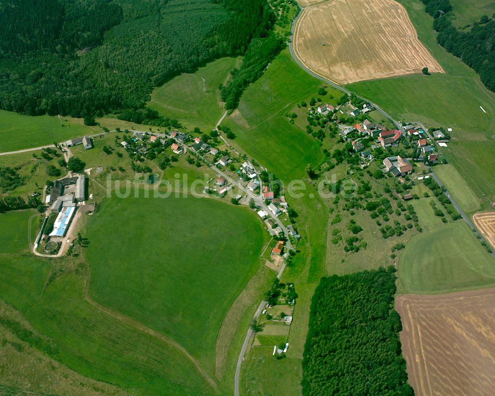 Luftbild Schafpreskeln - Dorfkern am Feldrand in Schafpreskeln im Bundesland Thüringen, Deutschland