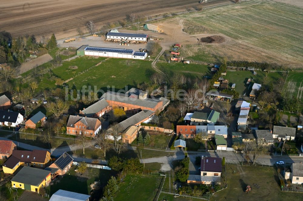 Luftbild Schapow - Dorfkern am Feldrand in Schapow im Bundesland Brandenburg, Deutschland