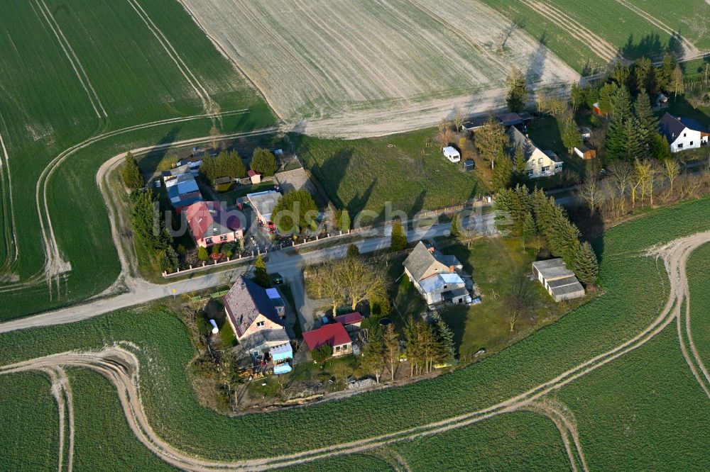 Luftaufnahme Schapow - Dorfkern am Feldrand in Schapow im Bundesland Brandenburg, Deutschland