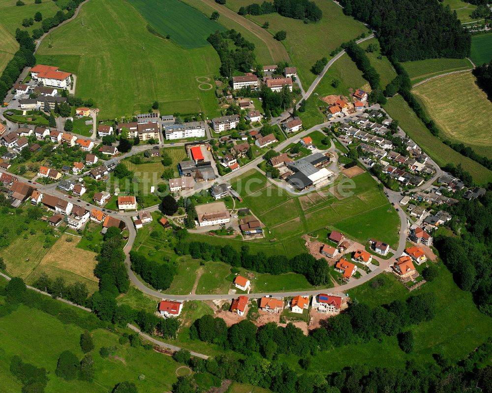 Luftbild Schömberg - Dorfkern am Feldrand in Schömberg im Bundesland Baden-Württemberg, Deutschland