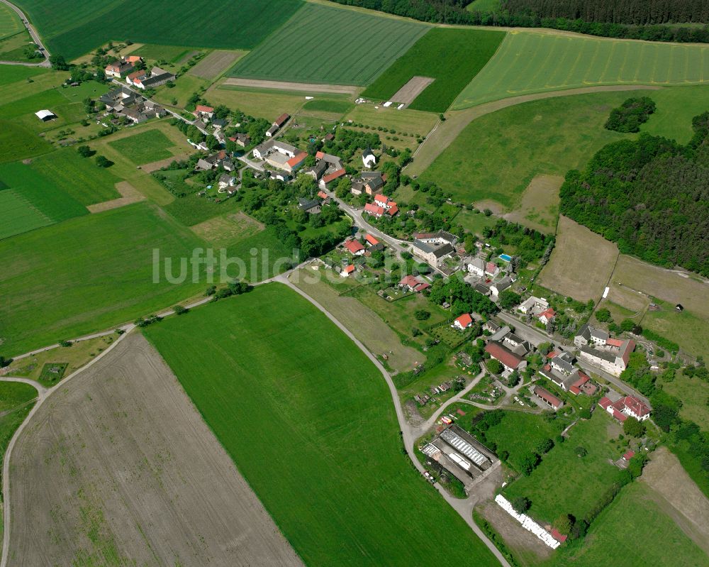 Luftbild Schömberg - Dorfkern am Feldrand in Schömberg im Bundesland Thüringen, Deutschland