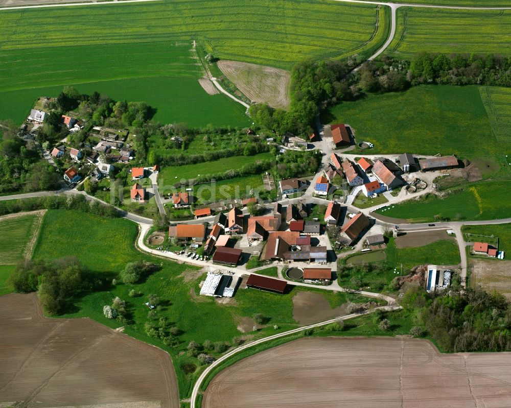 Luftaufnahme Schönbronn - Dorfkern am Feldrand in Schönbronn im Bundesland Bayern, Deutschland