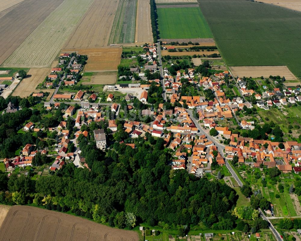 Luftaufnahme Seebach - Dorfkern am Feldrand in Seebach im Bundesland Thüringen, Deutschland