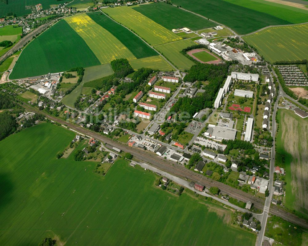 Luftaufnahme Seelingstädt-Bahnhof - Dorfkern am Feldrand in Seelingstädt-Bahnhof im Bundesland Thüringen, Deutschland