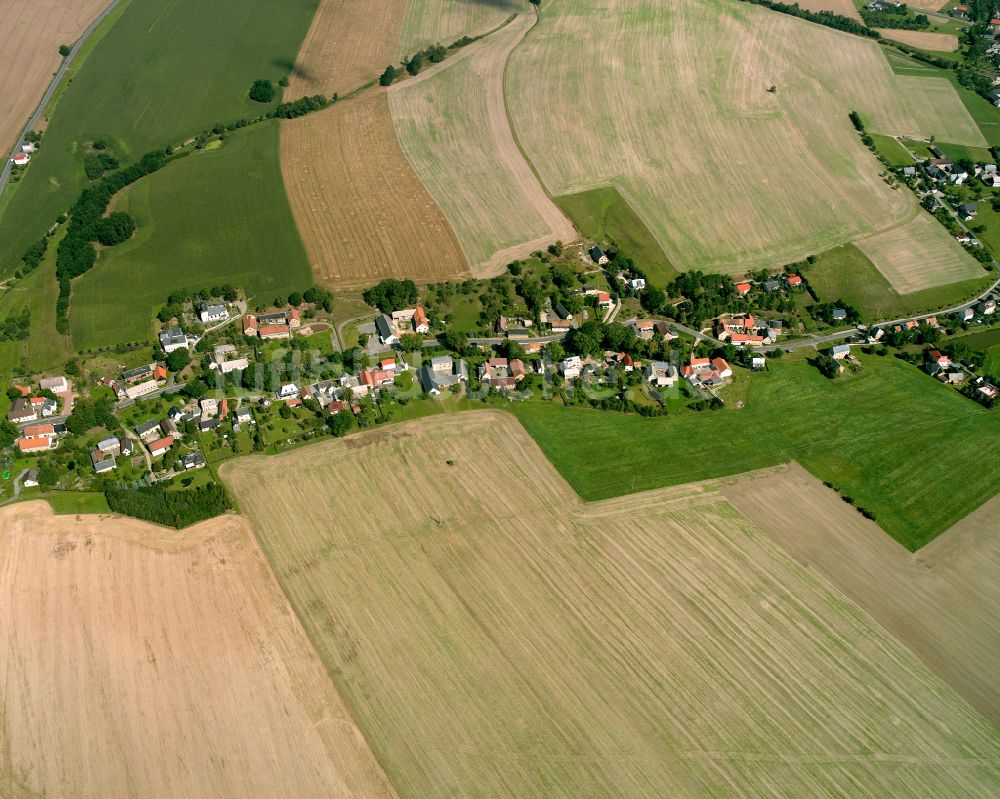 Seelingstädt von oben - Dorfkern am Feldrand in Seelingstädt im Bundesland Thüringen, Deutschland