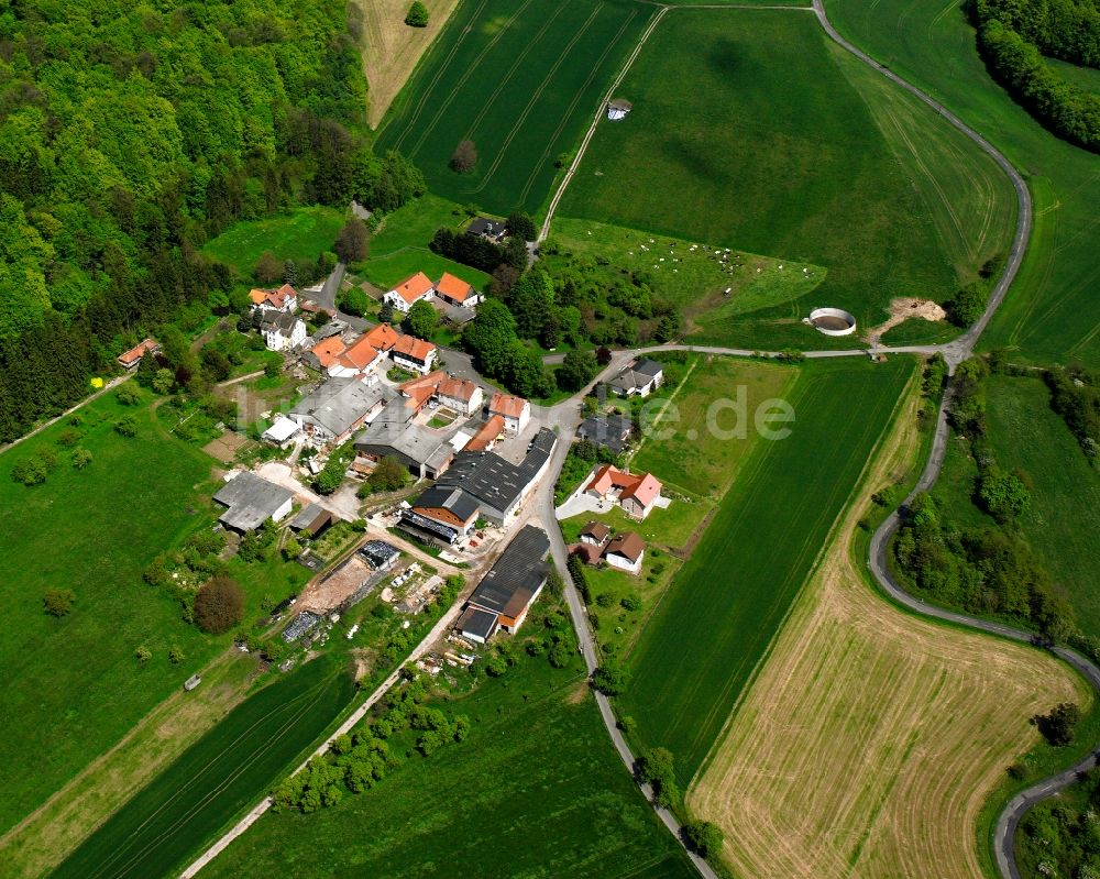 Luftaufnahme Soislieden - Dorfkern am Feldrand in Soislieden im Bundesland Hessen, Deutschland