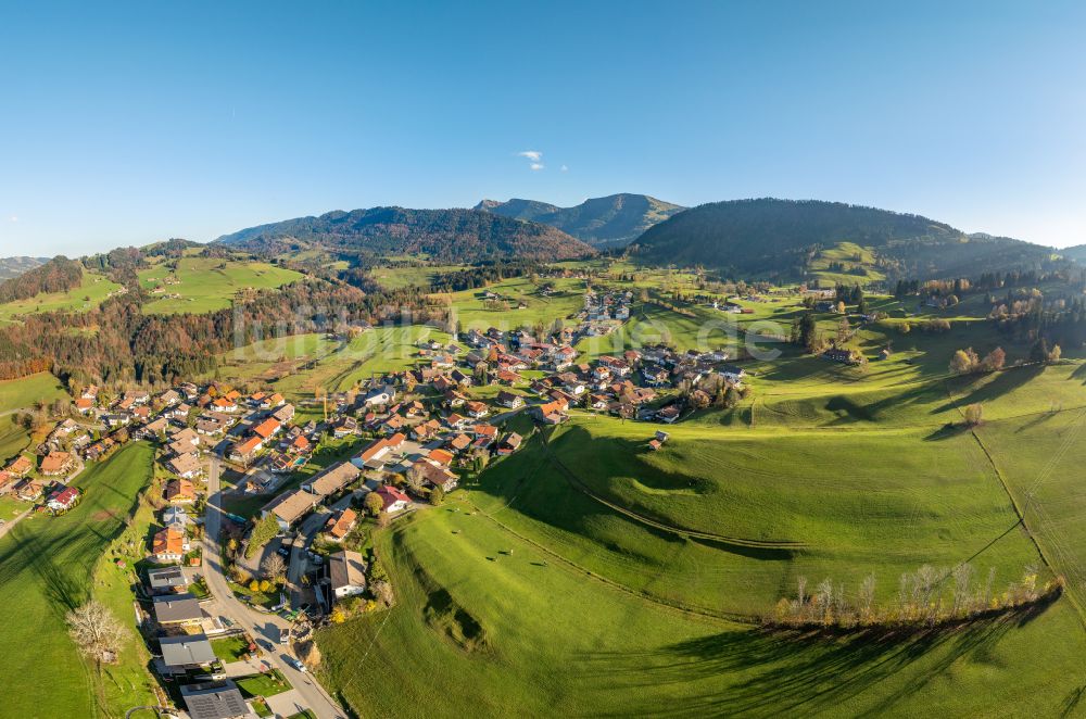 Luftbild Steibis - Dorfkern am Feldrand in Steibis im Bundesland Bayern, Deutschland