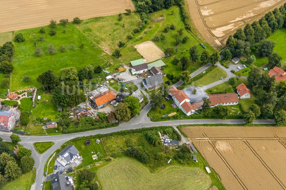 Stentrop aus der Vogelperspektive: Dorfkern am Feldrand in Stentrop im Bundesland Nordrhein-Westfalen, Deutschland