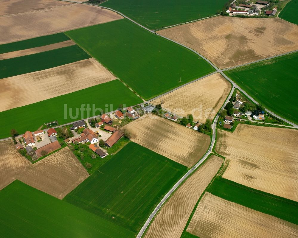 Stetten von oben - Dorfkern am Feldrand in Stetten im Bundesland Bayern, Deutschland