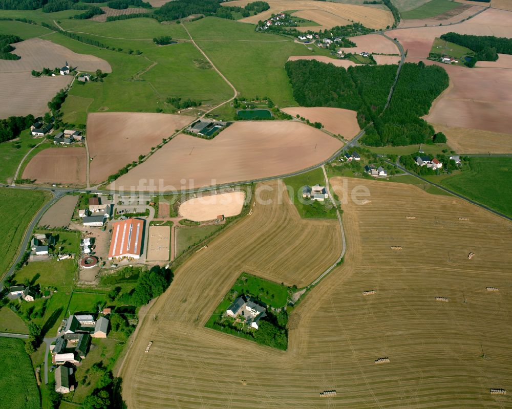 Teichwolframsdorf von oben - Dorfkern am Feldrand in Teichwolframsdorf im Bundesland Thüringen, Deutschland