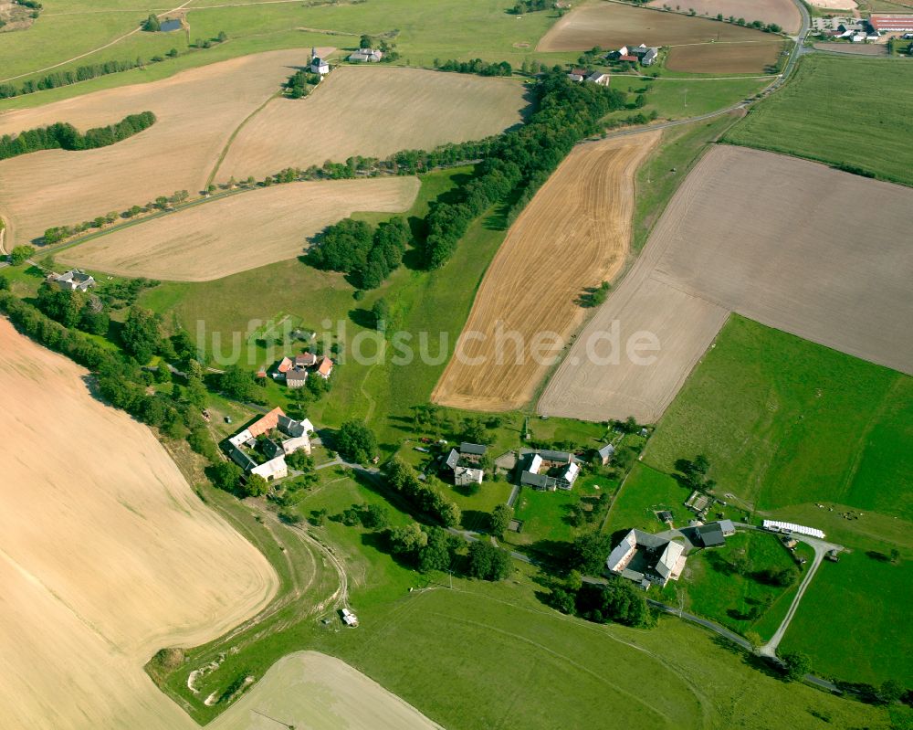 Teichwolframsdorf aus der Vogelperspektive: Dorfkern am Feldrand in Teichwolframsdorf im Bundesland Thüringen, Deutschland