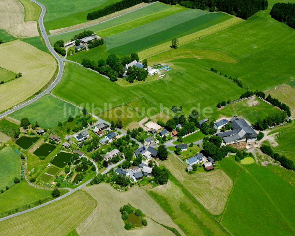 Luftbild Thron - Dorfkern am Feldrand in Thron im Bundesland Bayern, Deutschland