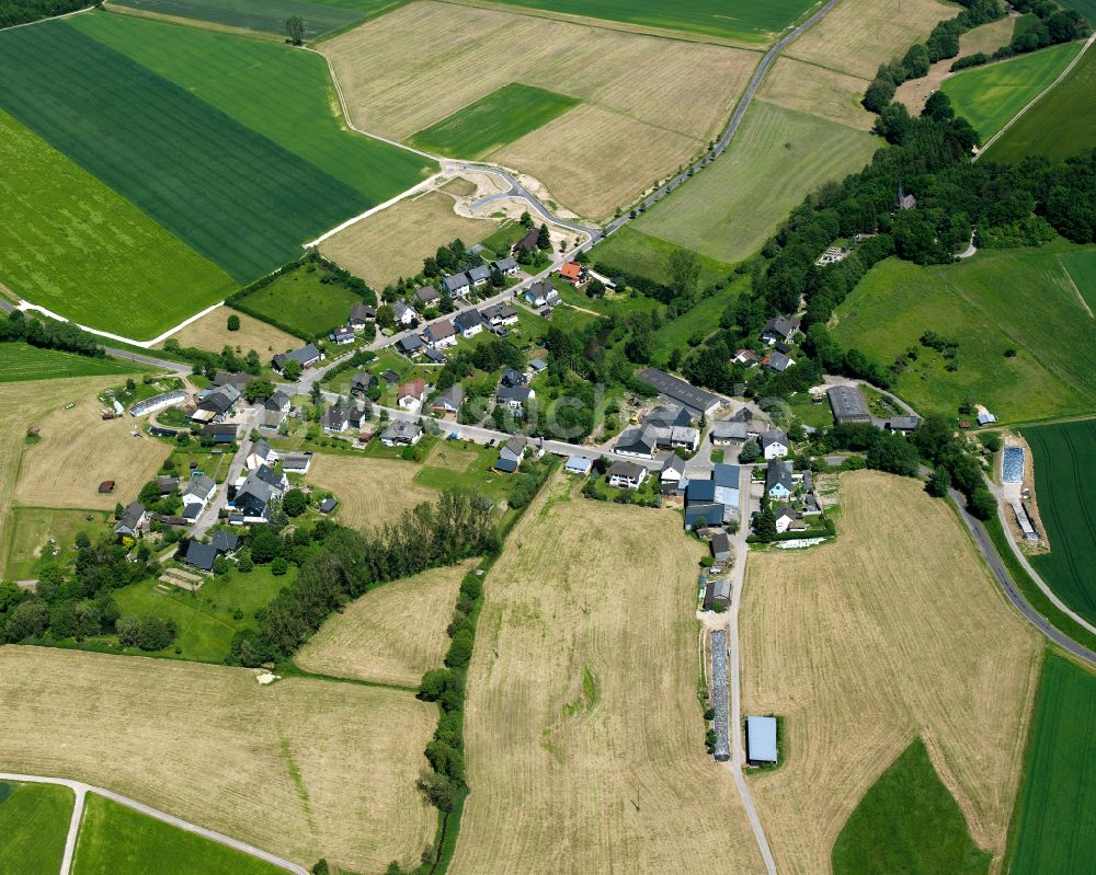 Todenroth von oben - Dorfkern am Feldrand in Todenroth im Bundesland Rheinland-Pfalz, Deutschland