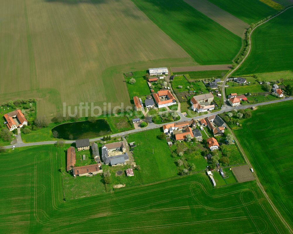 Untendorf von oben - Dorfkern am Feldrand in Untendorf im Bundesland Thüringen, Deutschland