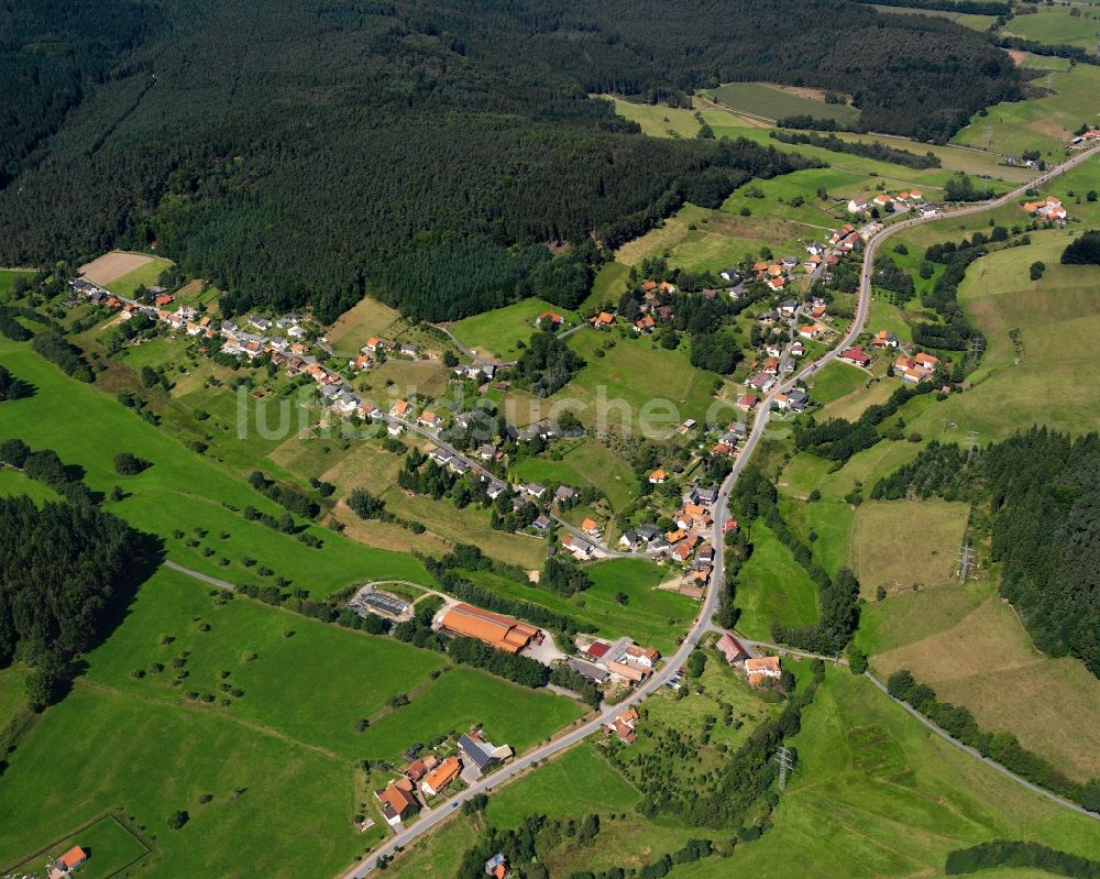 Unter-Mossau von oben - Dorfkern am Feldrand in Unter-Mossau im Bundesland Hessen, Deutschland