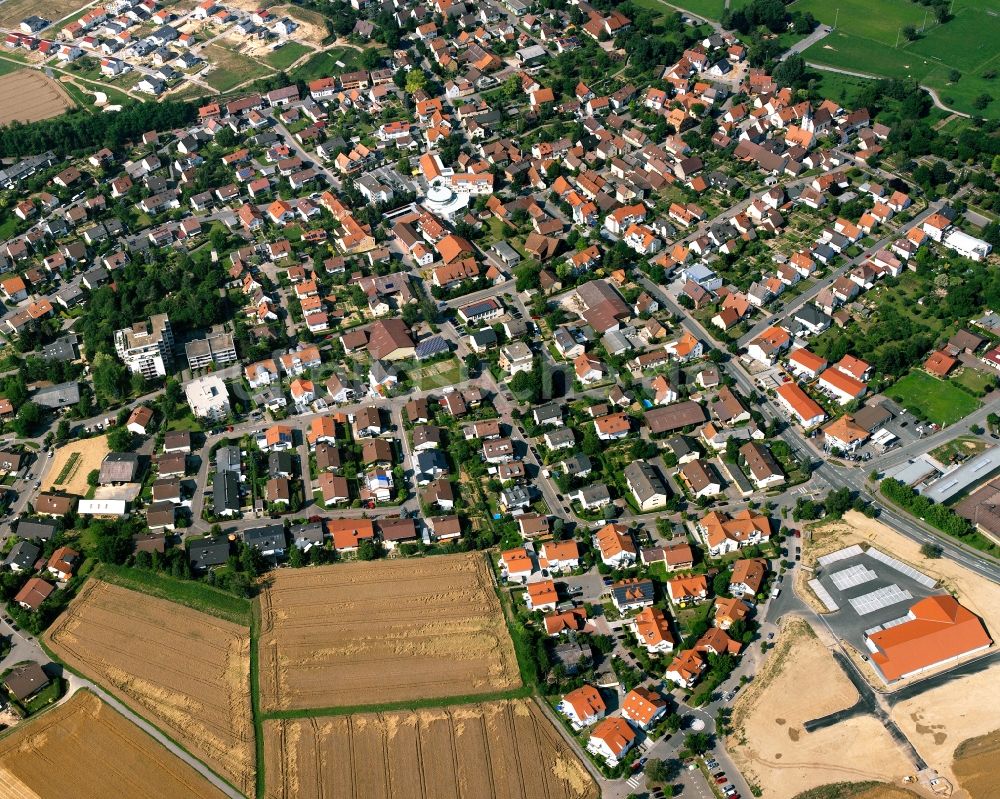 Luftaufnahme Untereisesheim - Dorfkern am Feldrand in Untereisesheim im Bundesland Baden-Württemberg, Deutschland