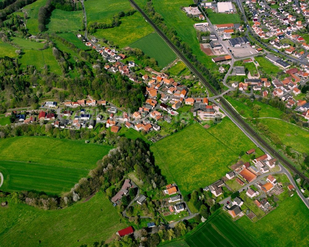 Unterhaun aus der Vogelperspektive: Dorfkern am Feldrand in Unterhaun im Bundesland Hessen, Deutschland