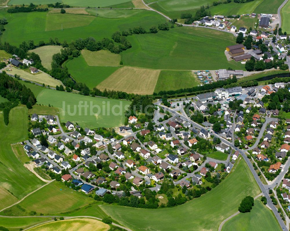 Luftaufnahme Unterkotzau - Dorfkern am Feldrand in Unterkotzau im Bundesland Bayern, Deutschland