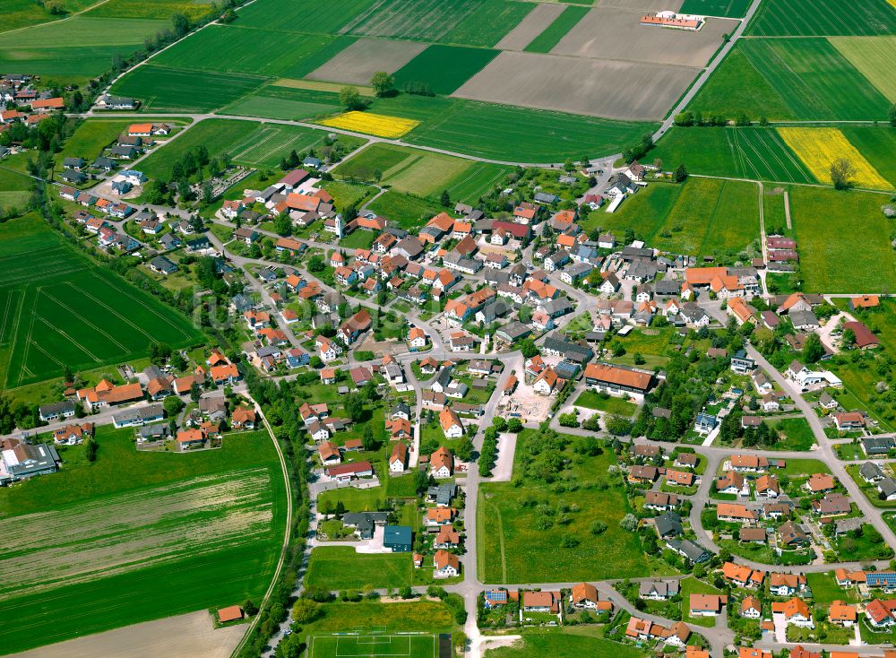 Unterstadion aus der Vogelperspektive: Dorfkern am Feldrand in Unterstadion im Bundesland Baden-Württemberg, Deutschland