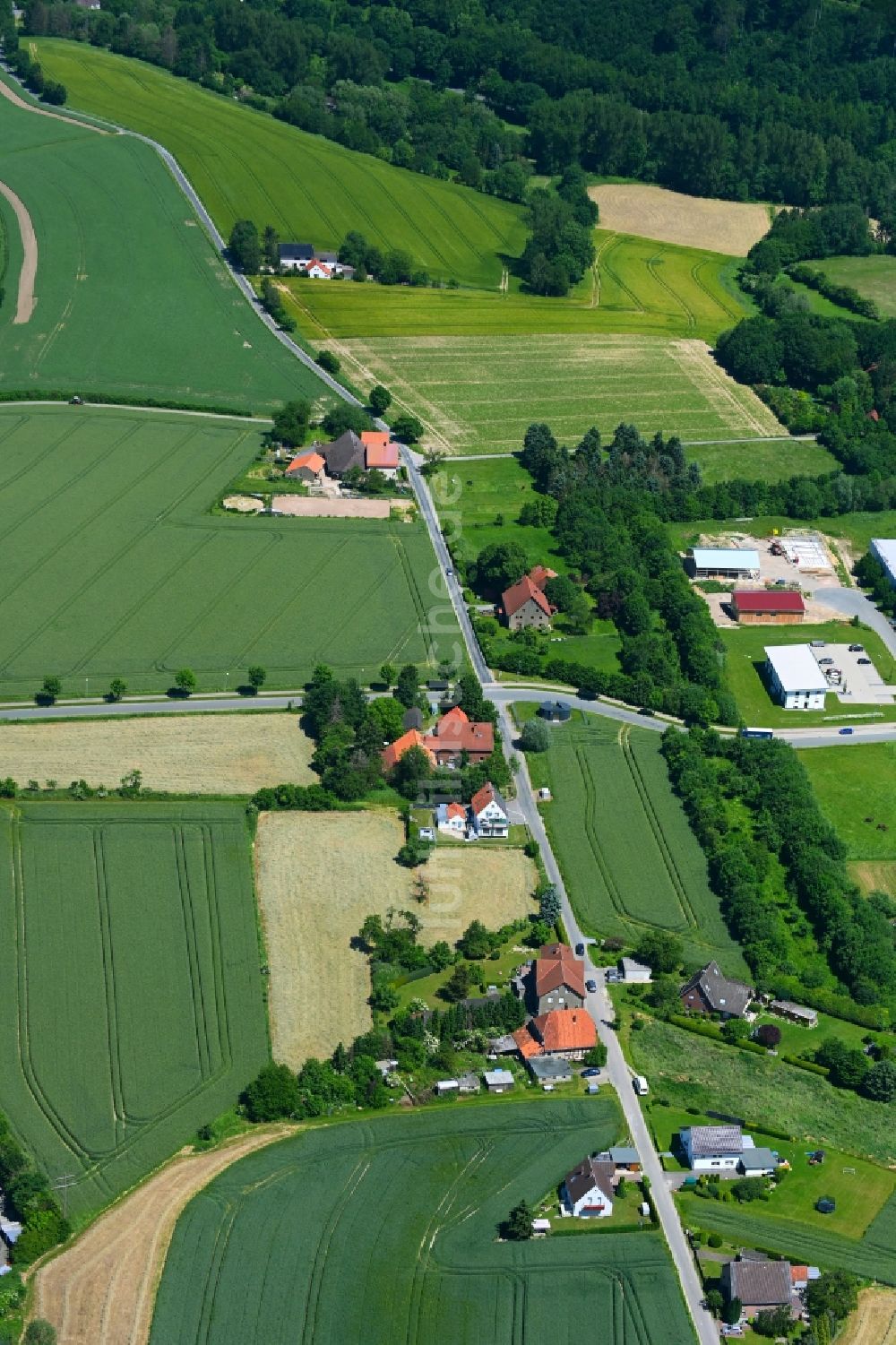 Luftbild Valdorf - Dorfkern am Feldrand in Valdorf im Bundesland Nordrhein-Westfalen, Deutschland