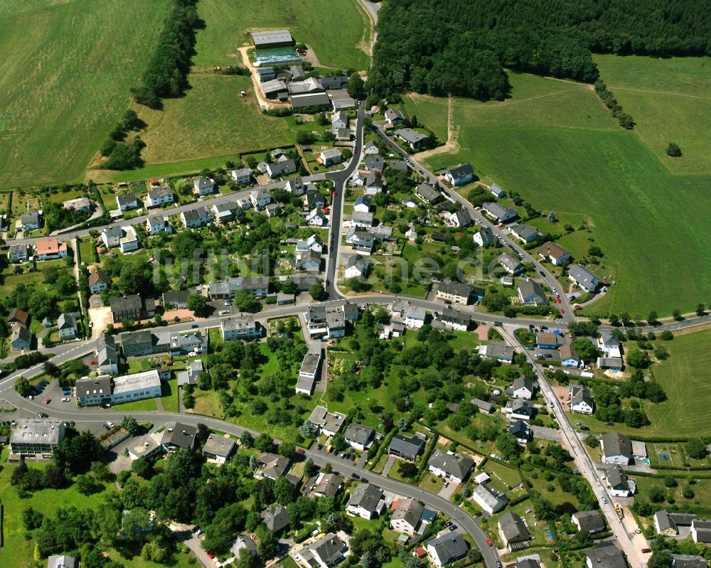 Luftbild Veitsrodt - Dorfkern am Feldrand in Veitsrodt im Bundesland Rheinland-Pfalz, Deutschland