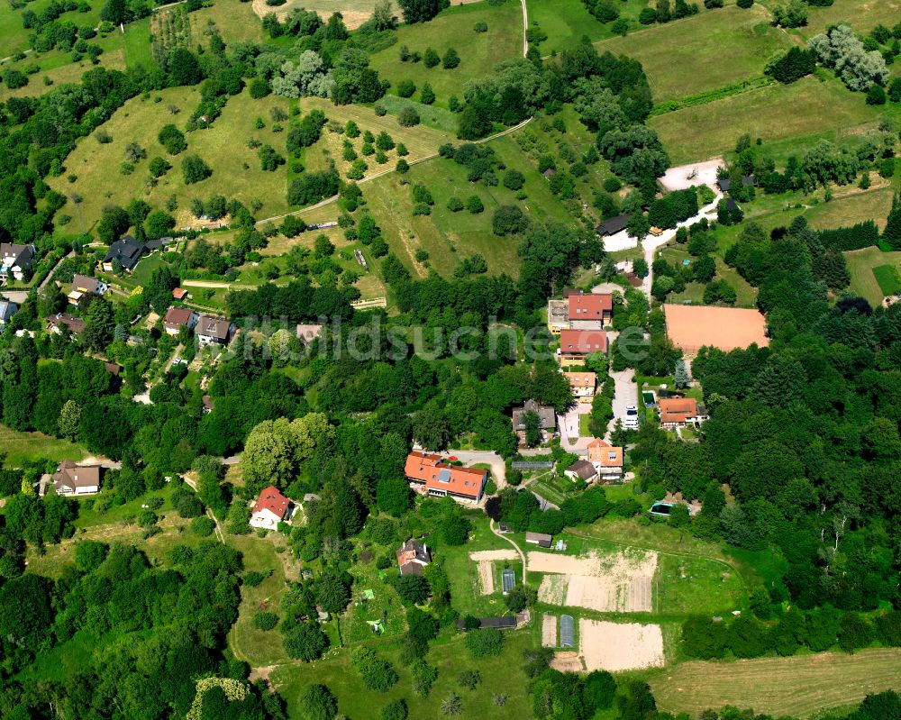 Luftbild Völkersbach - Dorfkern am Feldrand in Völkersbach im Bundesland Baden-Württemberg, Deutschland