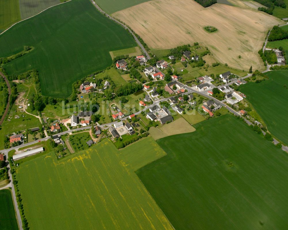 Vogelgesang von oben - Dorfkern am Feldrand in Vogelgesang im Bundesland Thüringen, Deutschland