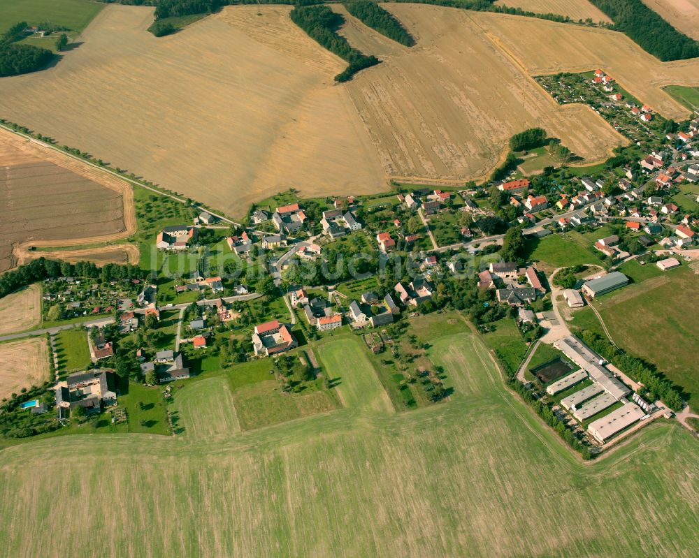 Vogelgesang von oben - Dorfkern am Feldrand in Vogelgesang im Bundesland Thüringen, Deutschland