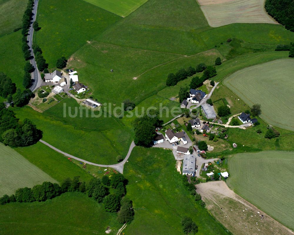 Luftbild Vollme - Dorfkern am Feldrand in Vollme im Bundesland Nordrhein-Westfalen, Deutschland