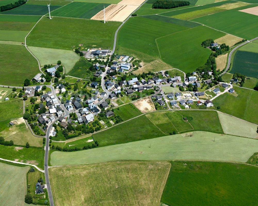 Luftaufnahme Wahlenau - Dorfkern am Feldrand in Wahlenau im Bundesland Rheinland-Pfalz, Deutschland