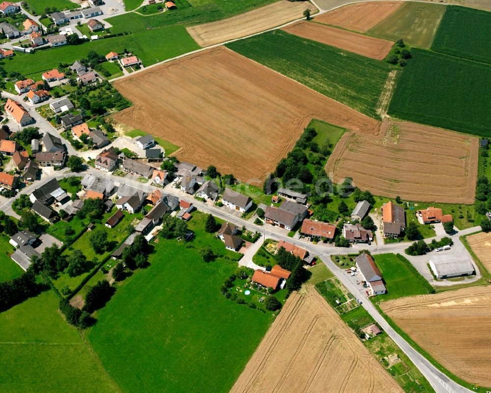 Luftbild Wald - Dorfkern am Feldrand in Wald im Bundesland Baden-Württemberg, Deutschland