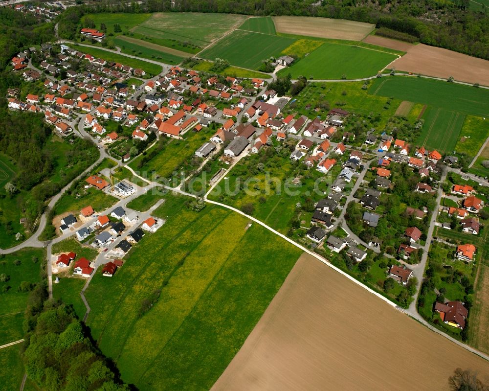 Luftbild Weiler - Dorfkern am Feldrand in Weiler im Bundesland Baden-Württemberg, Deutschland