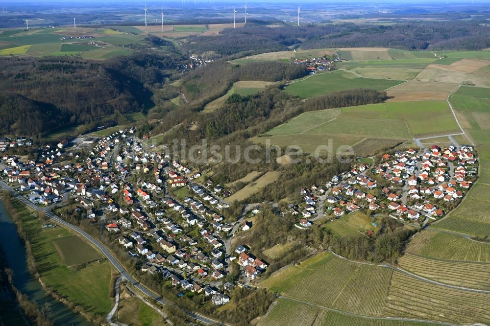 Weißbach aus der Vogelperspektive: Dorfkern am Feldrand in Weißbach im Bundesland Baden-Württemberg, Deutschland