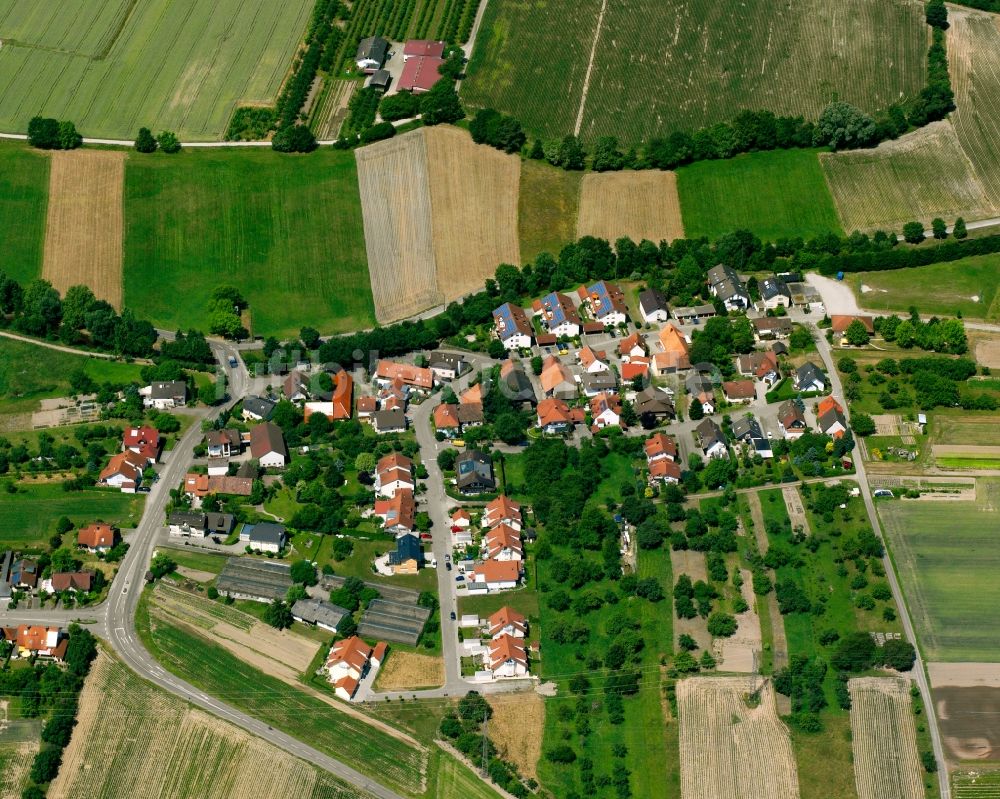 Luftaufnahme Weitenung - Dorfkern am Feldrand in Weitenung im Bundesland Baden-Württemberg, Deutschland