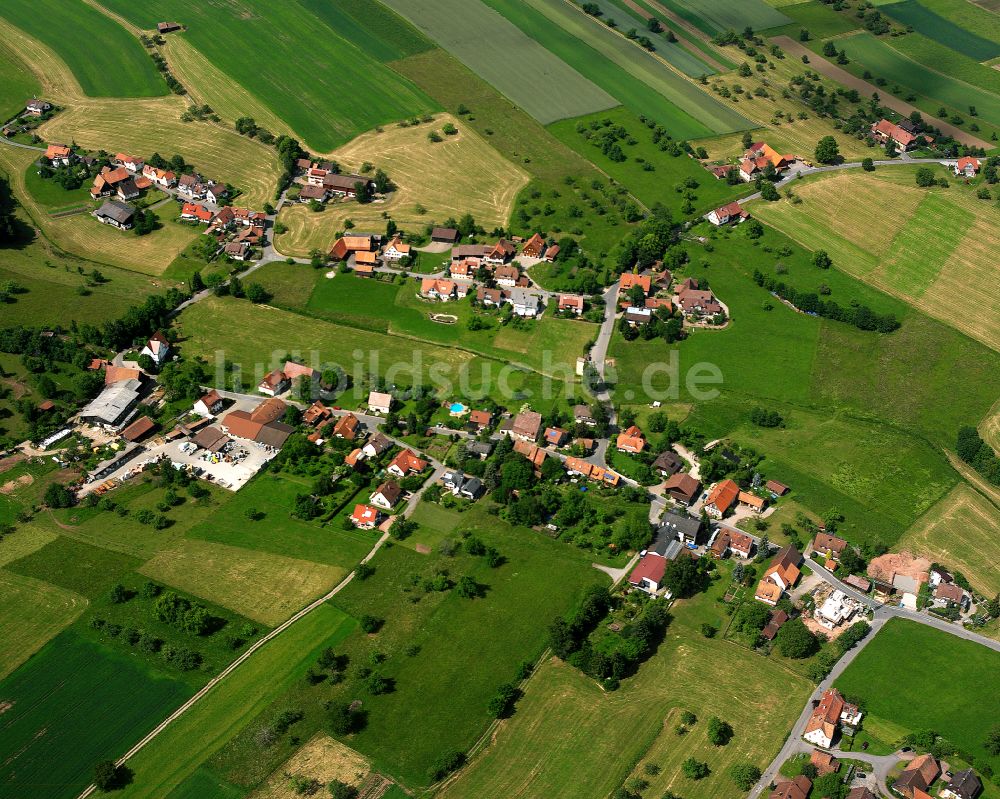 Weltenschwann aus der Vogelperspektive: Dorfkern am Feldrand in Weltenschwann im Bundesland Baden-Württemberg, Deutschland