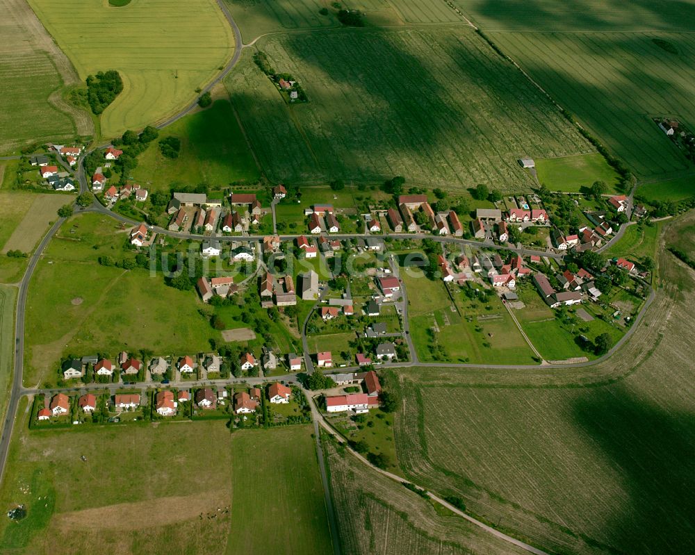 Luftbild Weßnitz - Dorfkern am Feldrand in Weßnitz im Bundesland Sachsen, Deutschland