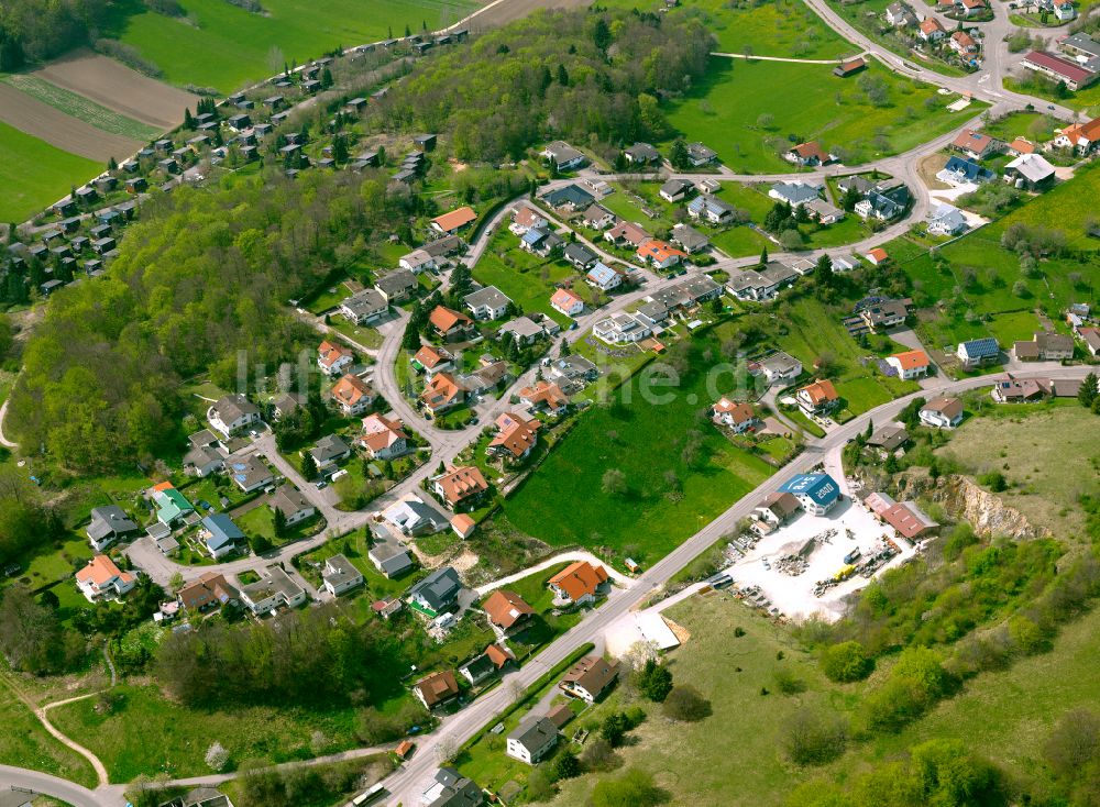 Luftaufnahme Westerheim - Dorfkern am Feldrand in Westerheim im Bundesland Baden-Württemberg, Deutschland