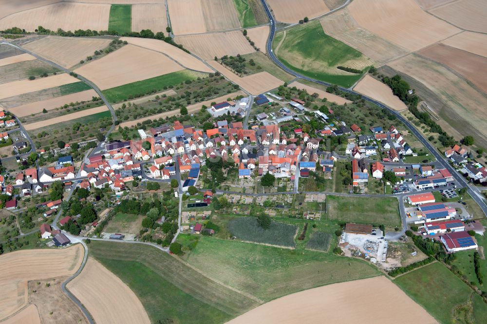 Luftbild Weyersfeld - Dorfkern am Feldrand in Weyersfeld im Bundesland Bayern, Deutschland