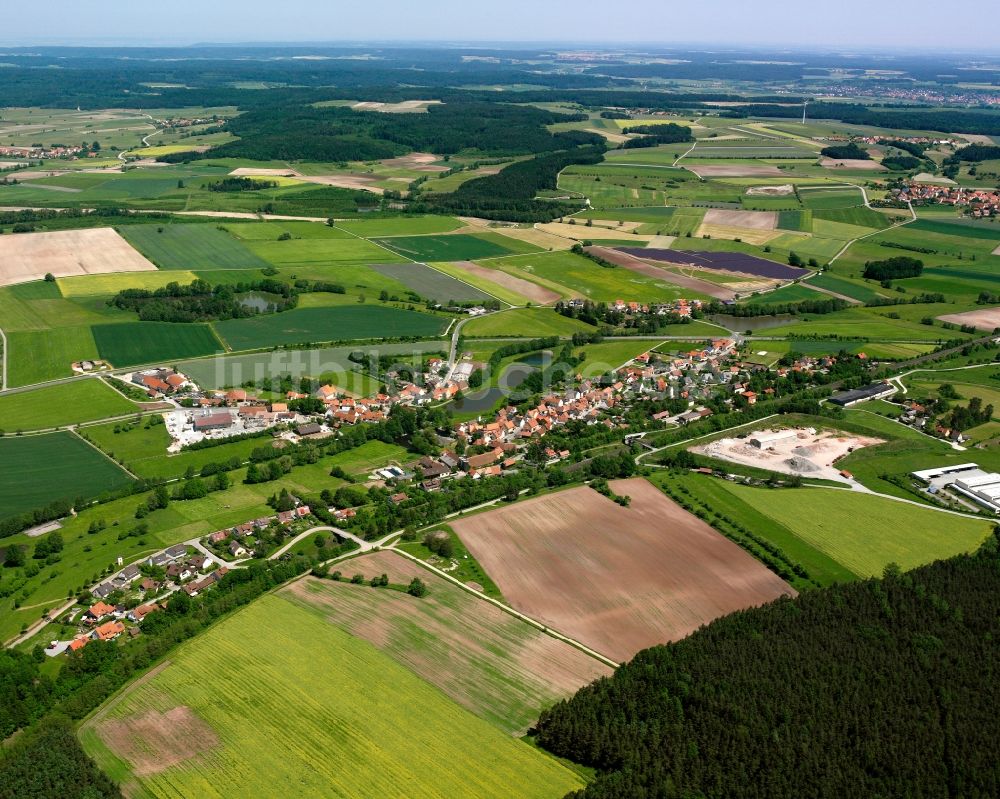 Luftbild Wiedersbach - Dorfkern am Feldrand in Wiedersbach im Bundesland Bayern, Deutschland