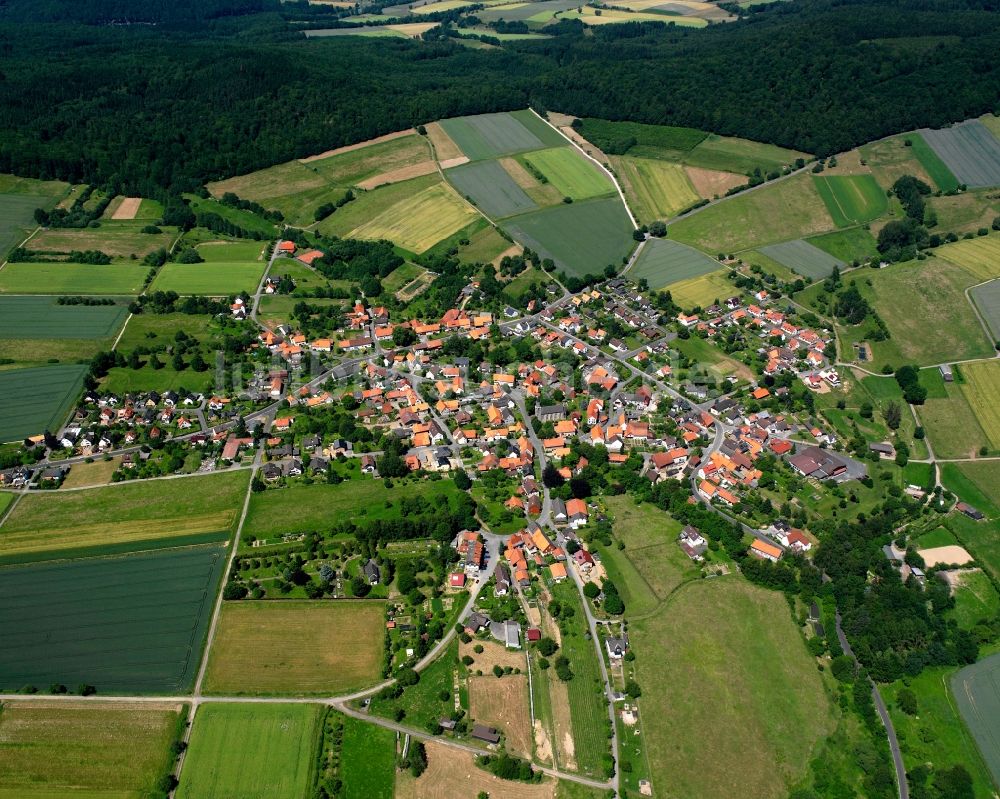 Wiershausen von oben - Dorfkern am Feldrand in Wiershausen im Bundesland Niedersachsen, Deutschland