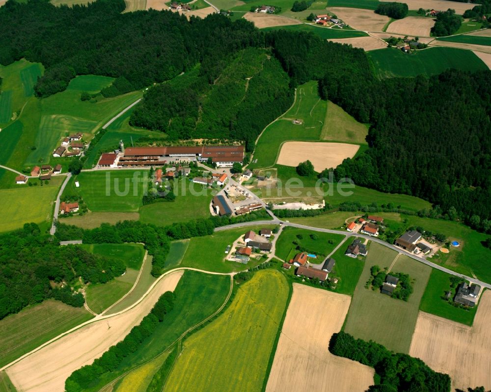 Luftbild Winkelmühle - Dorfkern am Feldrand in Winkelmühle im Bundesland Bayern, Deutschland